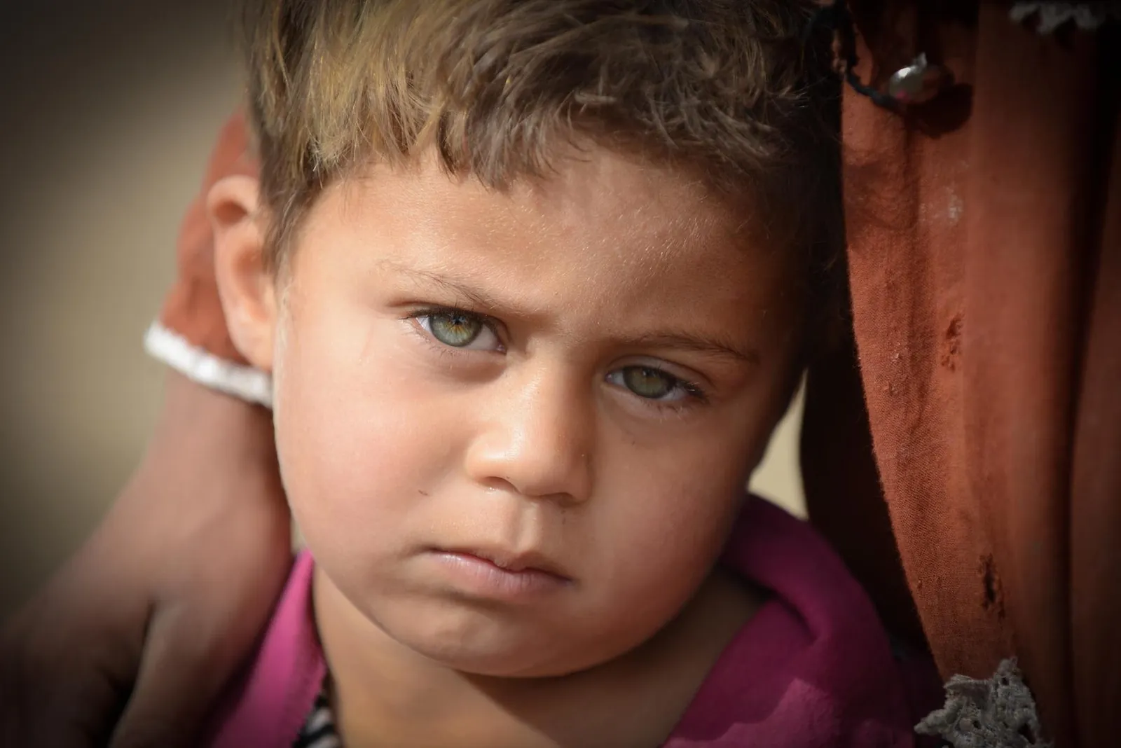 A young girl in a displacement camp in Iraq