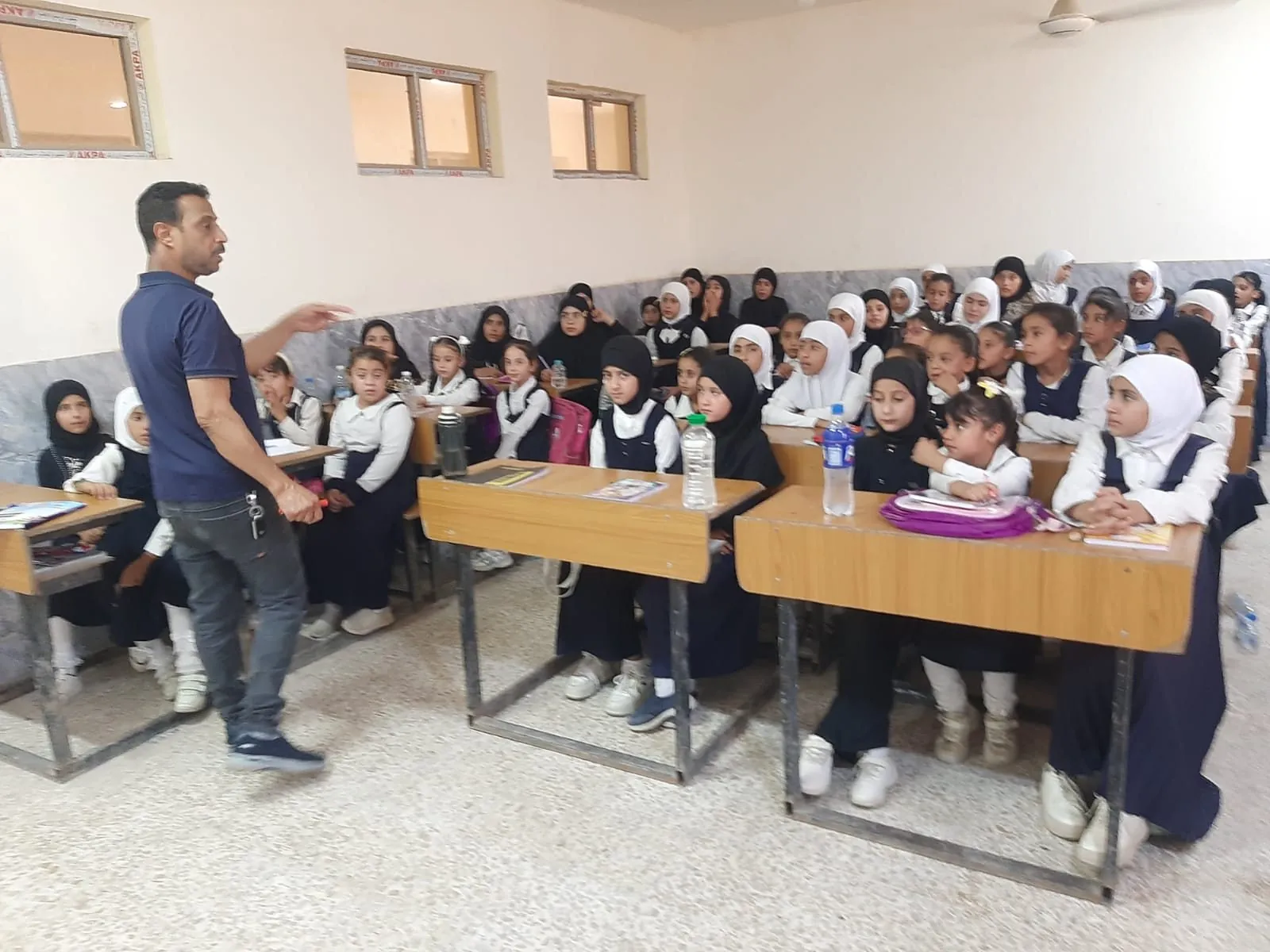 An AMAR-trained teacher with pupils